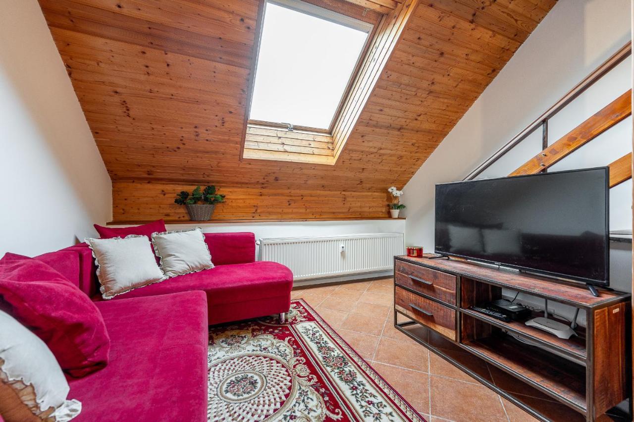 Apartman Mezonet Na Namesti コシツェ エクステリア 写真